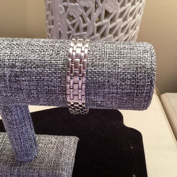 Milor Brand Stainless Steel Panther Link Bracelet 7 1/2” in Silvertone - Picture 1 of 7